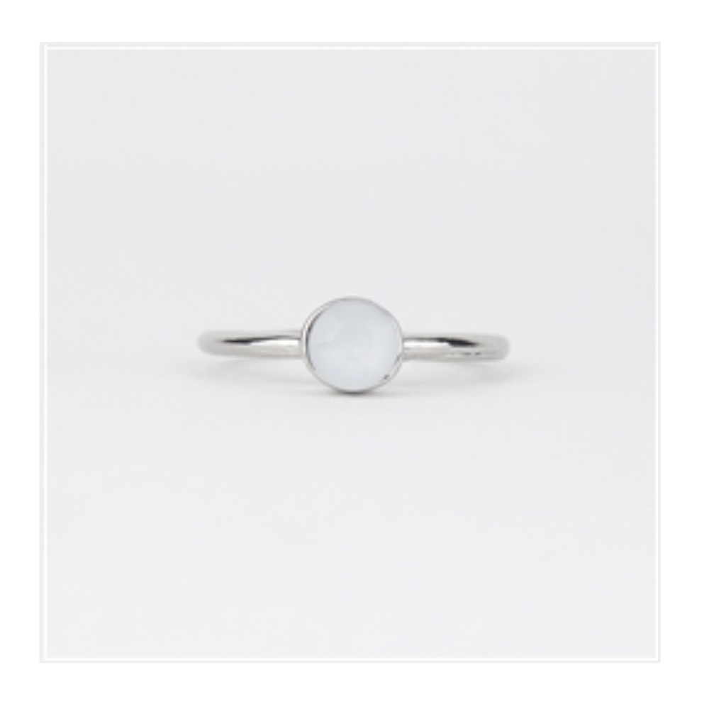 NWT • silver and faux stone stack ring